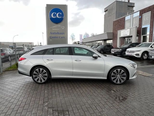 Mercedes-Benz CLA 200 CLA 200d Shooting Brake 4M Progressive DIS+AHK 2021 Diesel