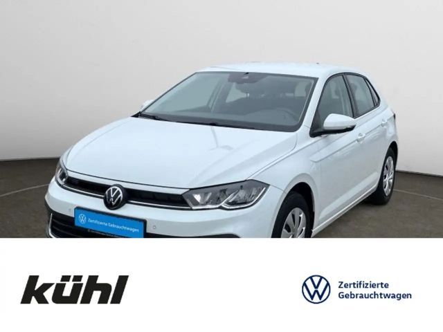 Volkswagen Polo VI 1.0 TSI Life Navi,SHZ., 2023 Benzine