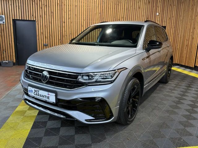 Volkswagen Tiguan Allspace 2,0 TSI R-Line Black 4M *Matrix* 2023 Benzine