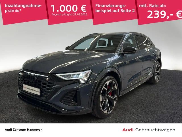 Audi SQ8 e-tron quattro Matrix Standklima Pano B&O Ka 2023 Elektrisch