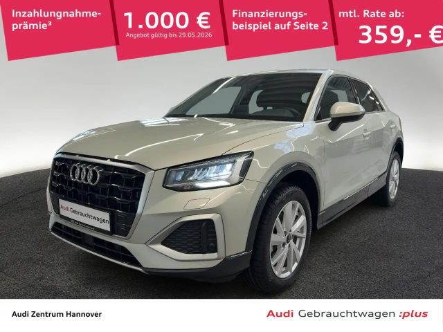 Audi Q2 advanced 35 TFSI Kamera LED virtual 2025 Benzine