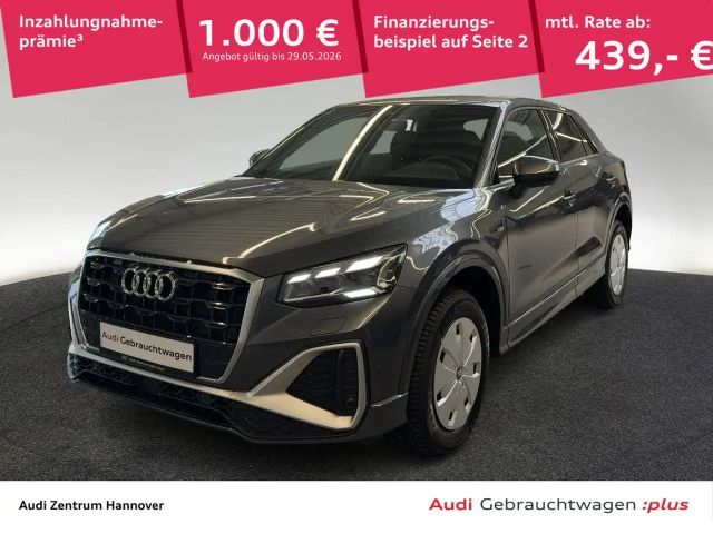 Audi Q2 S line 35 TFSI Matrix AHK 2025 Benzine