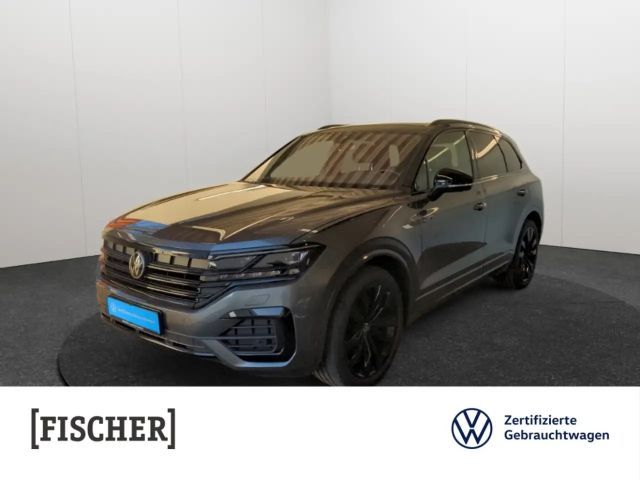 Volkswagen Touareg 3.0TDI 4Motion R-Line Matrix AHK STHZ Navi HUD Pan 2023 Diesel