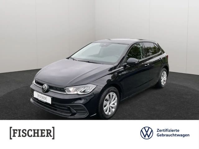 Volkswagen Polo 1.0TSI DSG Life LED Navi SHZ PDC vorn & hinten 2022 Benzine