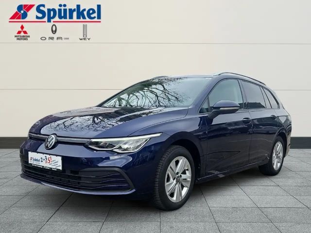 Volkswagen Golf VIII Variant Life, Sitzheizung, Rückfahrkamera 2021 Benzine