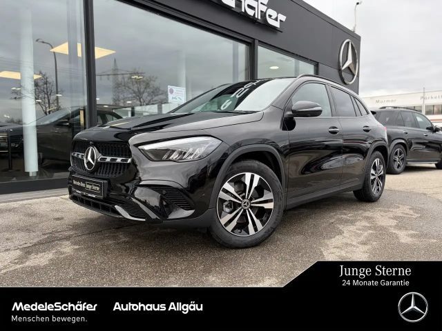 Mercedes-Benz GLA 200 GLA 200 Progressive Night AHK 360° Distro Keyl 2026 Benzine