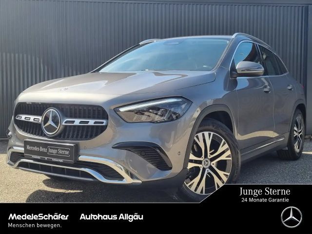 Mercedes-Benz GLA 180 GLA 180 d Progressive Lenkradheizung Kamera LED 2025 Diesel