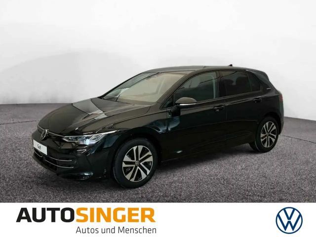 Volkswagen Golf ENERGY 1.5 eTSI DSG AHK*CAM*ACC*3-Z*LED*SHZ*PDC 2026 Benzine