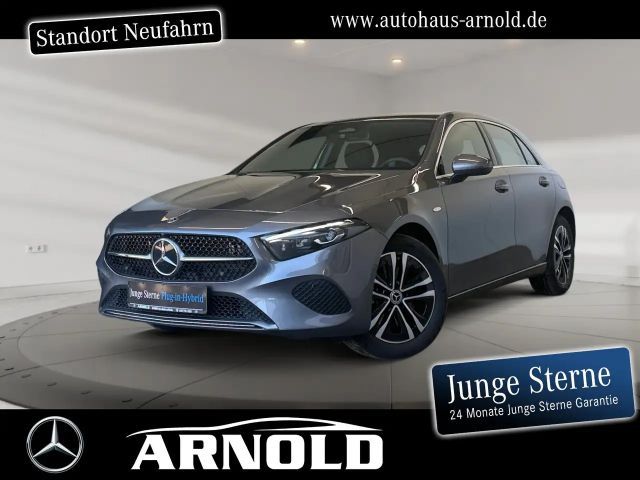 Mercedes-Benz A 250 A 250 e Progressive MULTIBEAM Navi LED Lenkradh. 2025 Hybride / Benzine