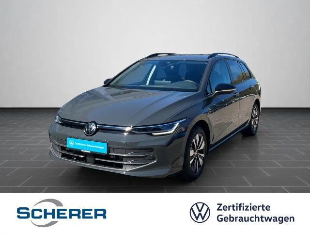 Volkswagen Golf Variant GOAL 1.5 eTSI DSG KAMERA AHK ACC CO 2025 Benzine