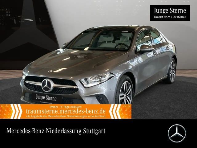 Mercedes-Benz A 250 e Lim PROGRESSIVE+PANO+AHK+KEYLESS+8G 2021 Hybride / Benzine