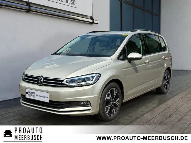 Volkswagen Touran Comfortline ADAPTLED/AHK/STNDHZNG/RFK/PANO 2024 Diesel