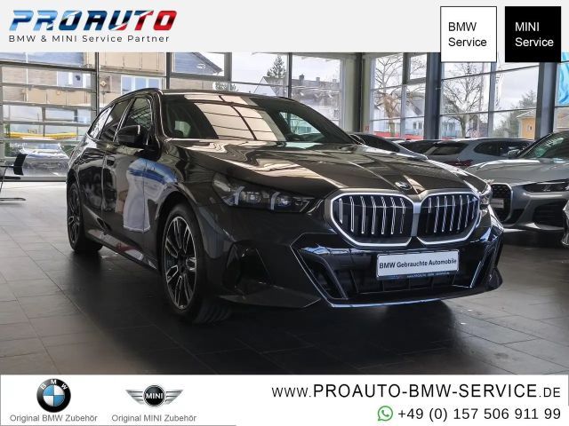 BMW 520 i M Sport Tou HK/Dr.Assist+/RFK/ACC 2025 Benzine