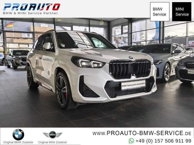 BMW X1 18i sDr. M Sport PRO AHK/Pano/M-Sitze/360°/HUD/19" 2025 Benzine