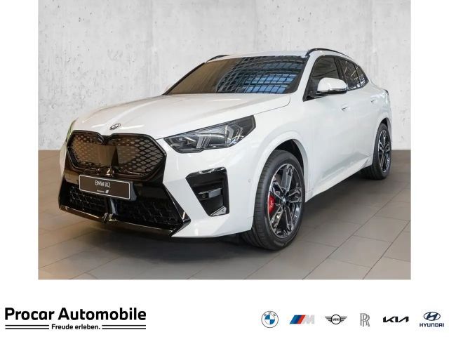 BMW iX2 xDrive30 M Sportpaket AHK H/K DAB LED Shz 2026 Elektrisch