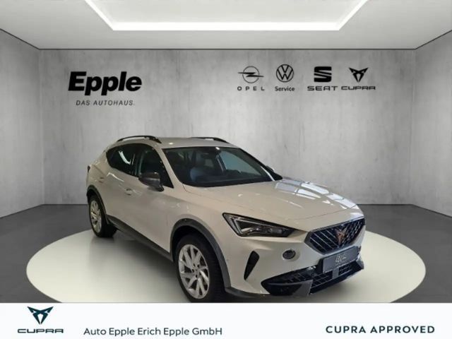 Cupra Formentor Digitales Cockpit PDC v+h Kamera LED ACC SHZ LHZ 2024 Benzine