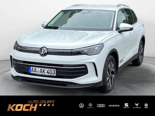 Volkswagen Tiguan WVGZZZCT9SW063102 2025 Benzine
