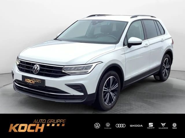 Volkswagen Tiguan 1.5TSI Life Navi LED AHK 2022 Benzine