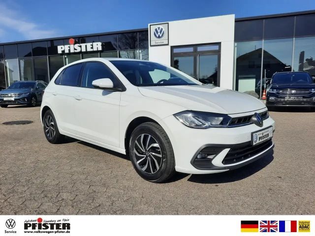 Volkswagen Polo VI Life 1.0TSI Kamera LM-Felgen AppConnect Klima 2025 Benzine