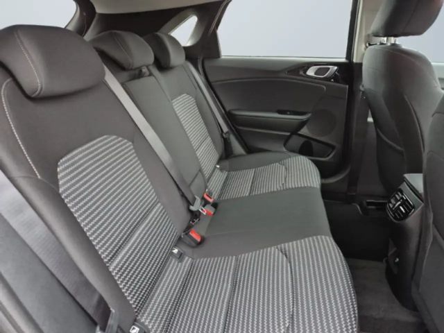 Kia Ceed / cee'd