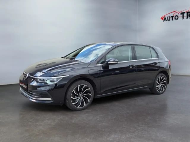Volkswagen Golf 1.4 eHybrid DSG Style +Panorama +ACC +SHZ 2022 Hybride / Benzine