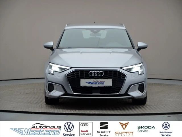 Audi A3 Sportback advanced 35 TDI 110kW DSG Navi LED SHZ P 2022 Diesel