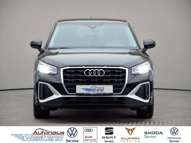 Audi Q2 S line 35 TFSI 110kW S tr. Navi LED Klima Navi 2022 Benzine