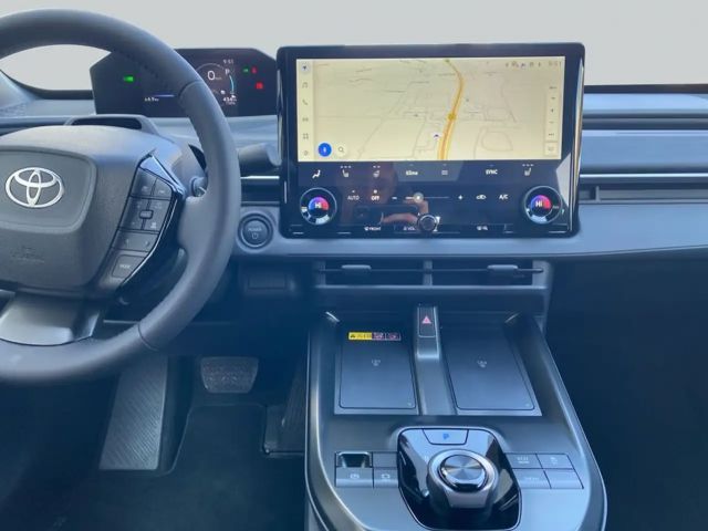 Toyota C-HR+