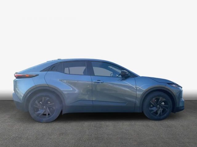 Toyota C-HR+