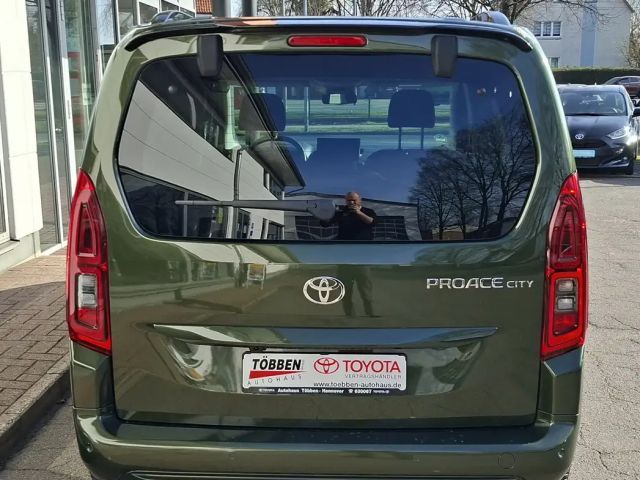 Toyota Proace City