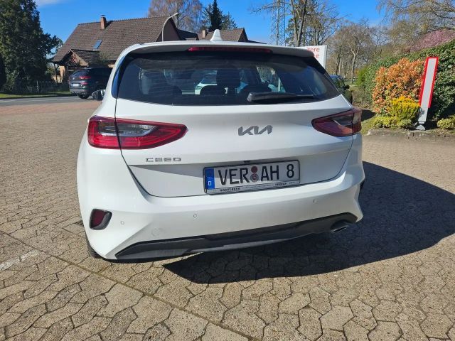 Kia Ceed / cee'd