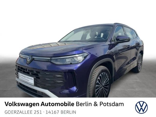 Volkswagen Tayron 1.5 eTSI DSG Life App-Con. R-Kam AHK 2025 Benzine