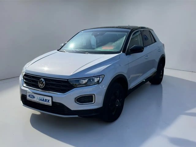 Volkswagen T-Roc United AHK abnehmbar 2021 Benzine