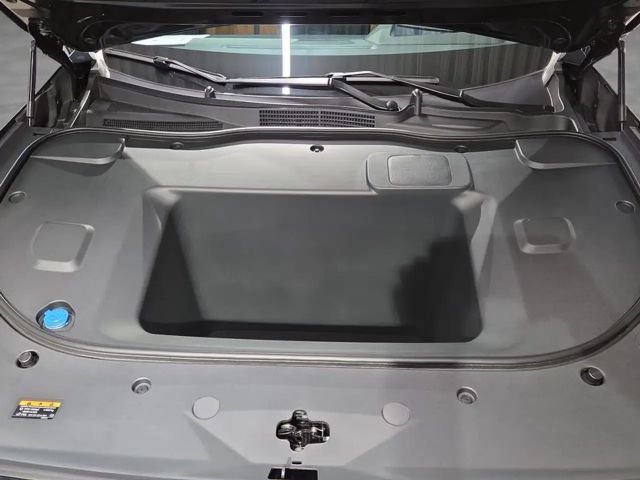 Mazda 6e