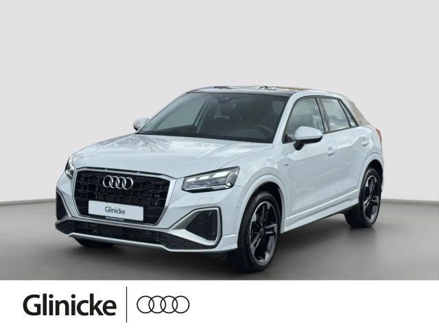 Audi Q2 35 TFSI S-tronic S line Matrix Navi Panoramad 2024 Benzine