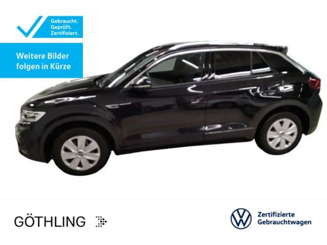 Volkswagen T-Roc R-Line 1.5 DSG*NAVI*AHK*KAM*EasyOpen*ASG*S 2024 Benzine