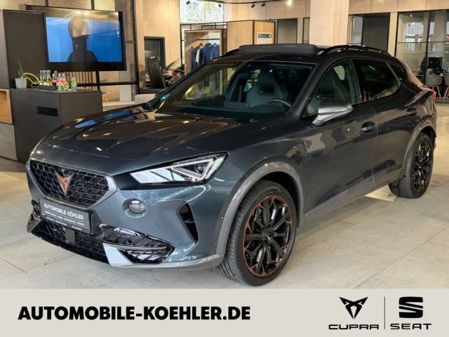 Cupra Formentor VZ 4Drive AHK-klappbar El. Panodach Navi Digitales 2024 Benzine