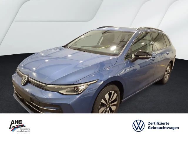 Volkswagen Golf 2025 Benzine