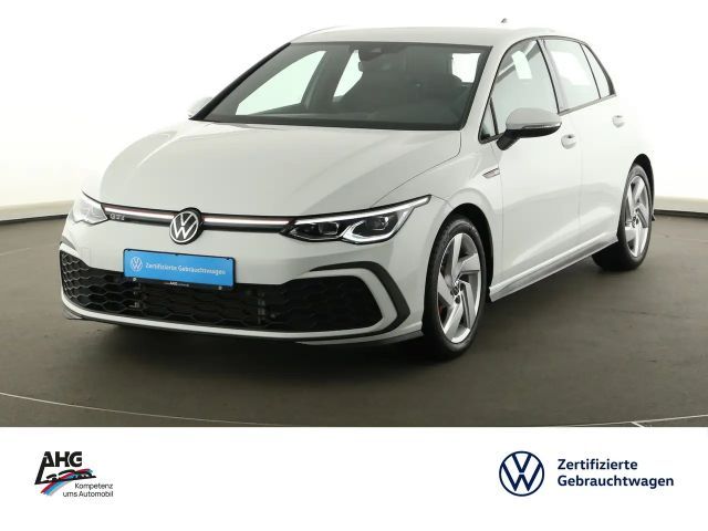 Volkswagen Golf 2023 Benzine