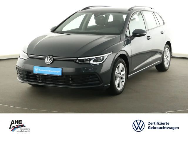 Volkswagen Golf 2023 Benzine
