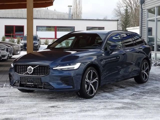 Volvo V60 Plus Dark Recharge Plug-In Hybrid T6 AWD 2025 Hybride / Benzine
