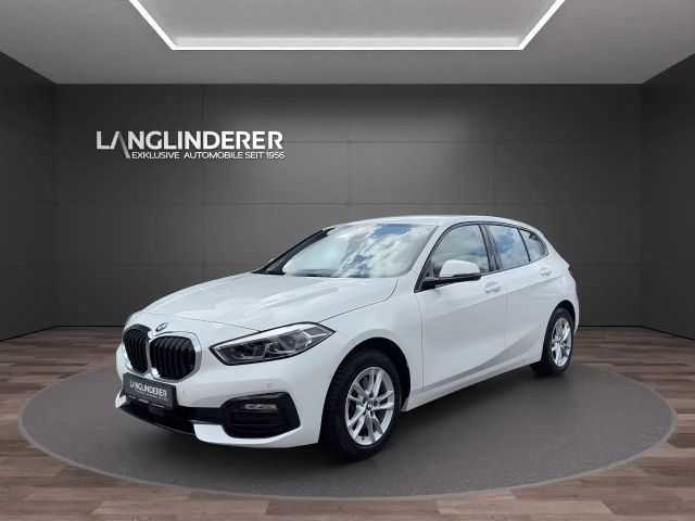BMW 118 i 5T SportLine NP41790,- HiFi adp.LED 2024 Benzine