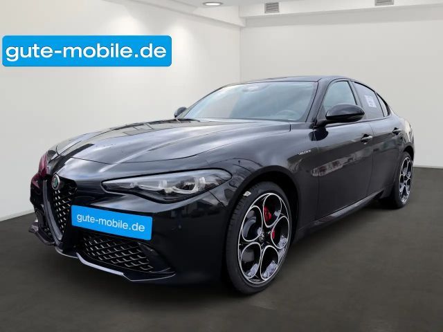 Alfa Romeo Giulia Veloce Q4 | Pano | Technologie-Paket 2026 Benzine