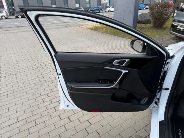 Kia Ceed / cee'd
