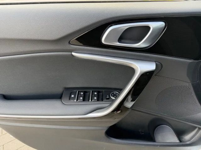 Kia Ceed / cee'd