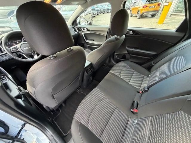 Kia Ceed / cee'd