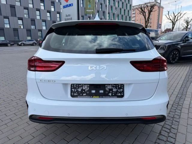 Kia Ceed / cee'd