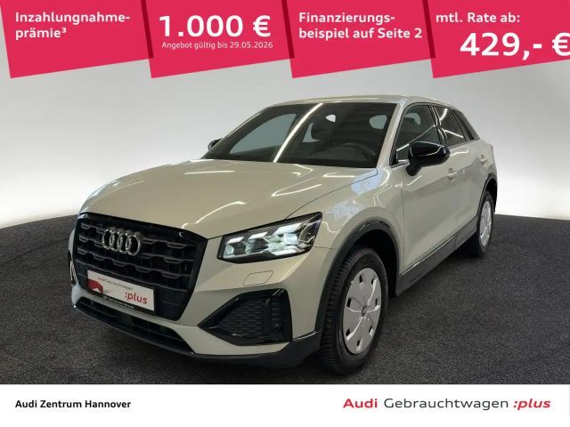 Audi Q2 advanced 35 TFSI Matrix AHK Navi 2025 Benzine