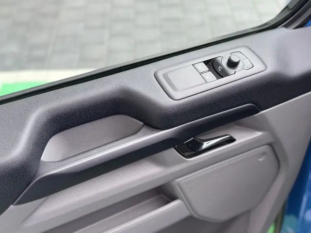 Ford Nugget