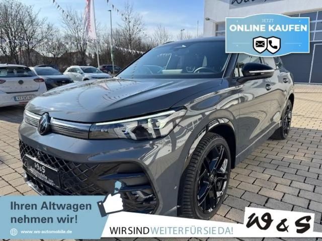 Volkswagen Tiguan 1.5 eTSI DSG R-Line *20"*Pano.*AHK*IQ* 2025 Benzine